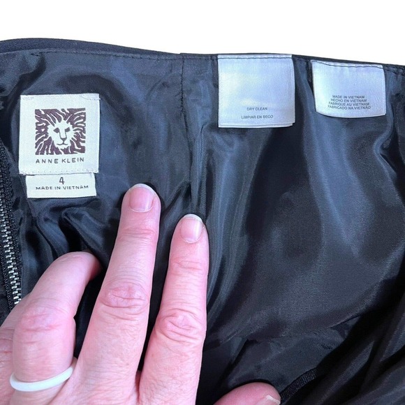 Anne Klein Black Mini Pencil Skirt Lined Slit Career sz 4 - Picture 3 of 3